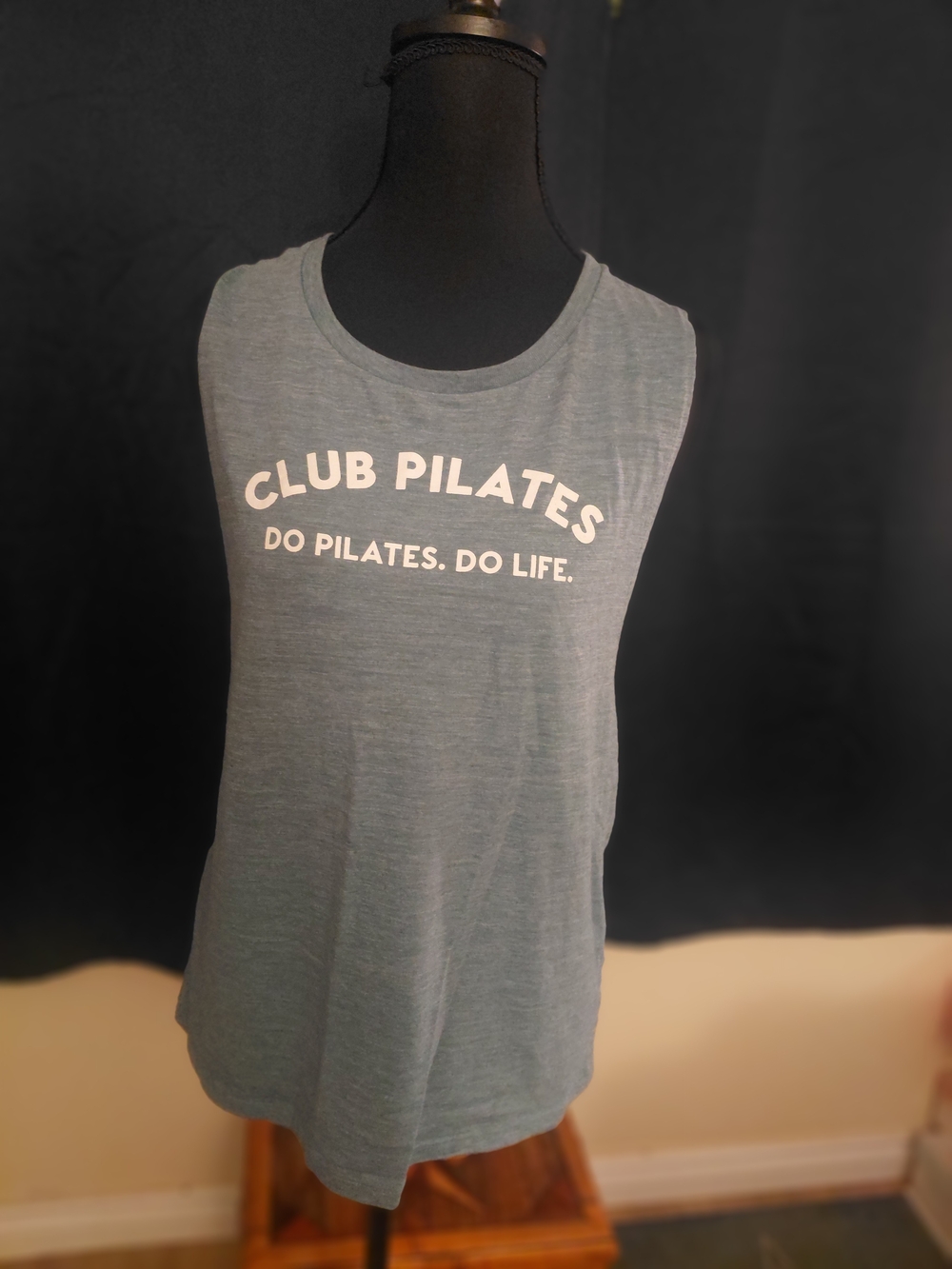 Club Pilates Women's Gray Tank Top - Sleeveless Fitness Tee